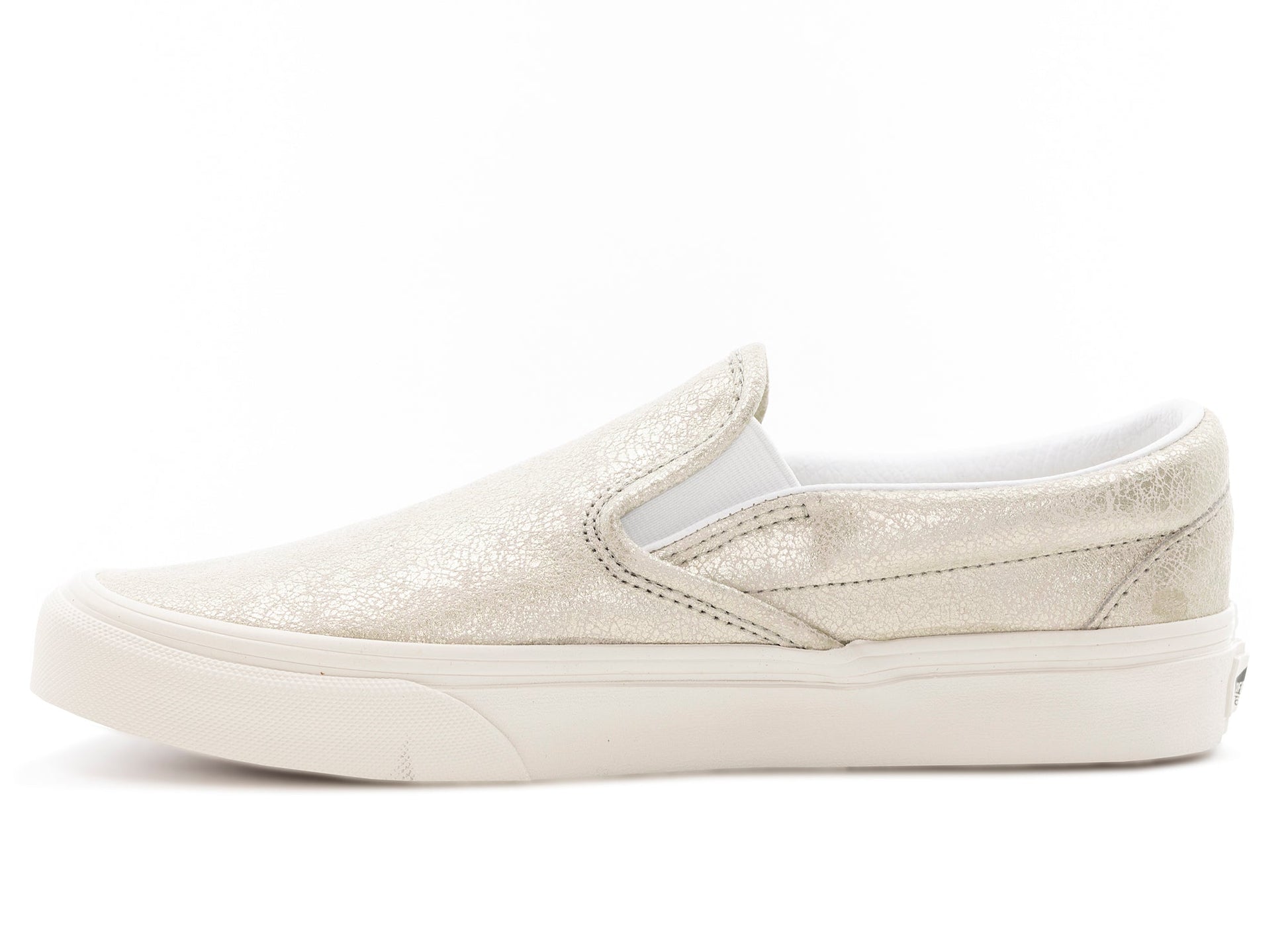 studio-shot-v9-46088