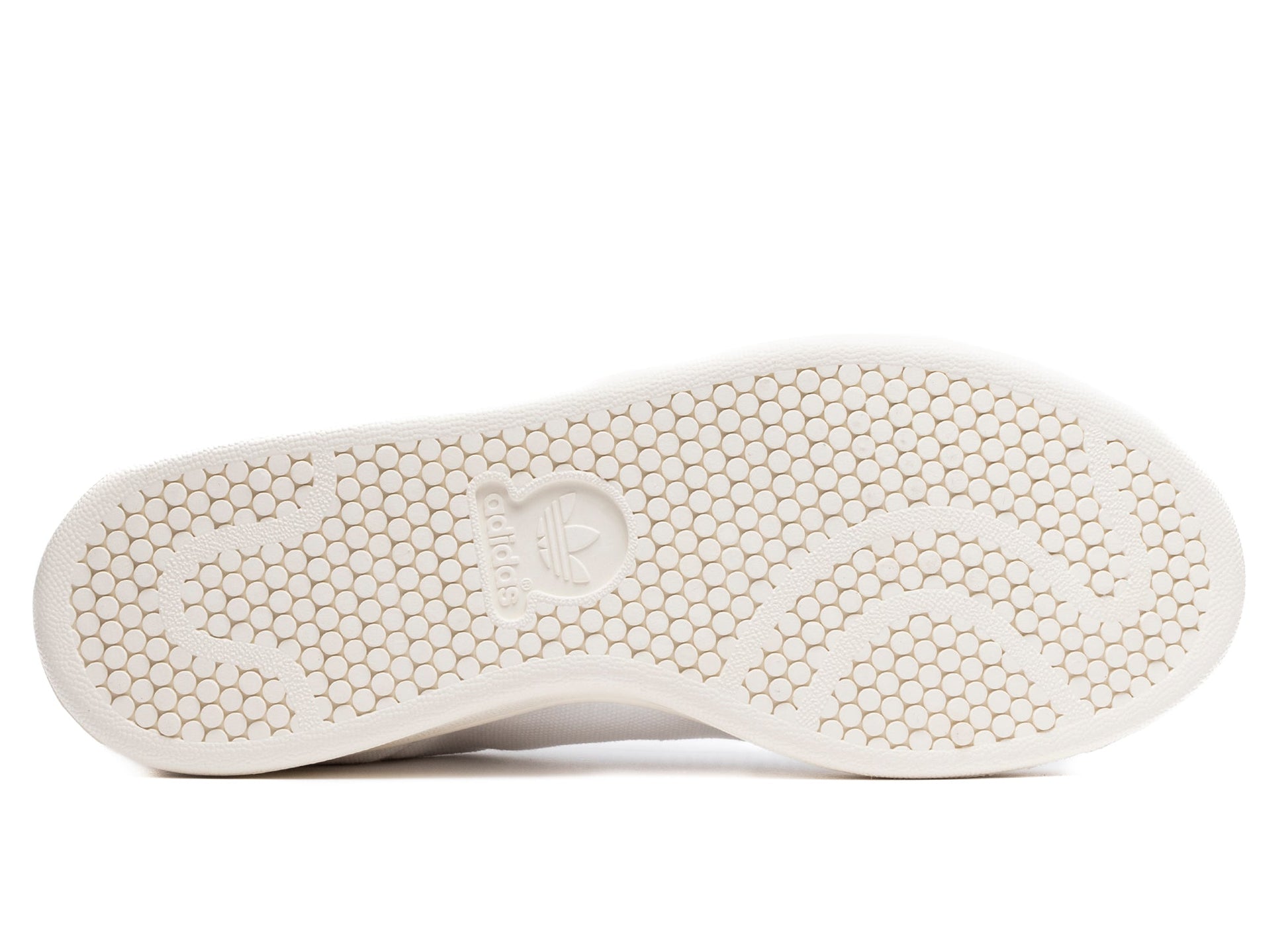 studio-shot-v9-79565