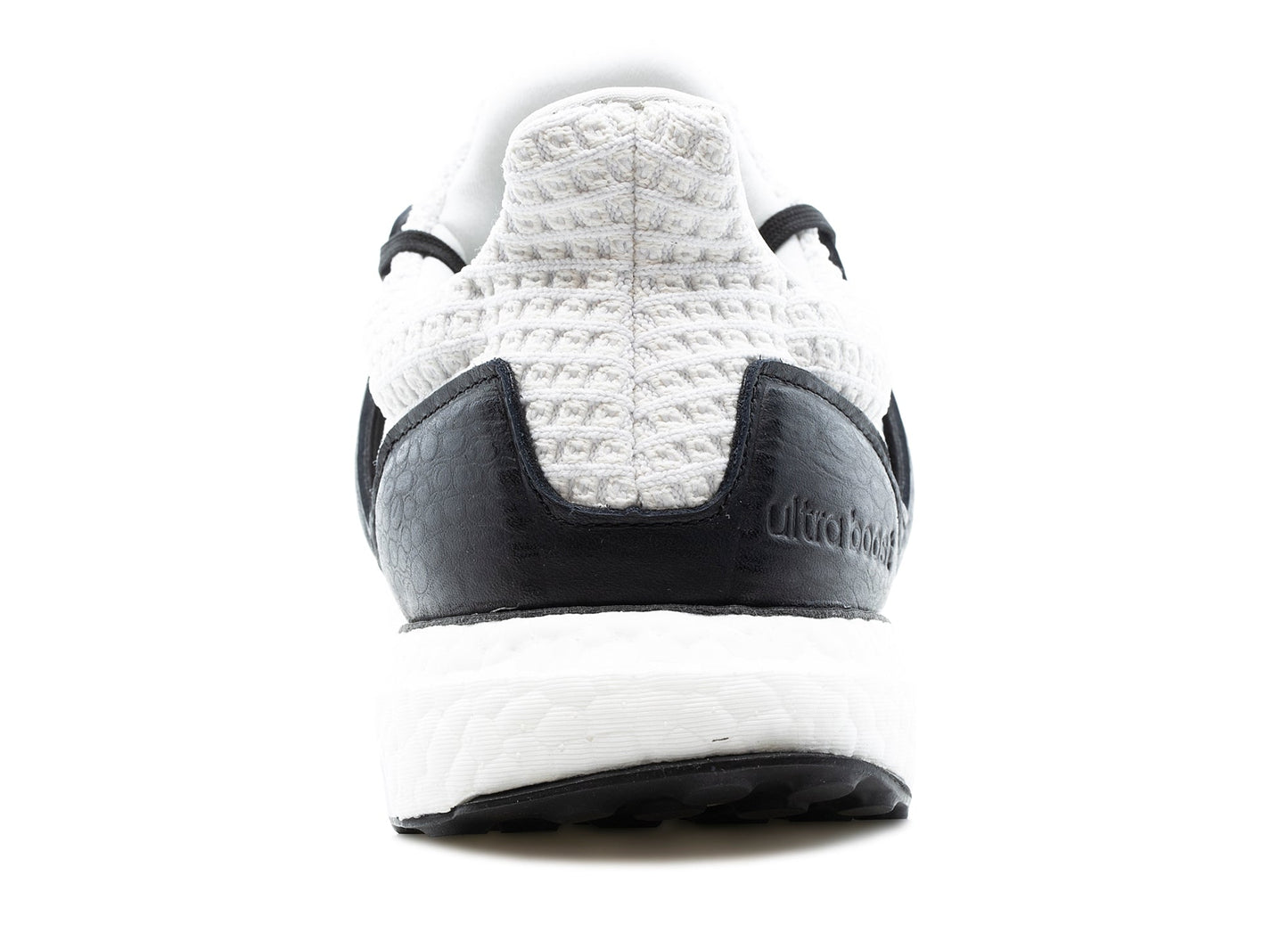 studio-shot-v9-97205