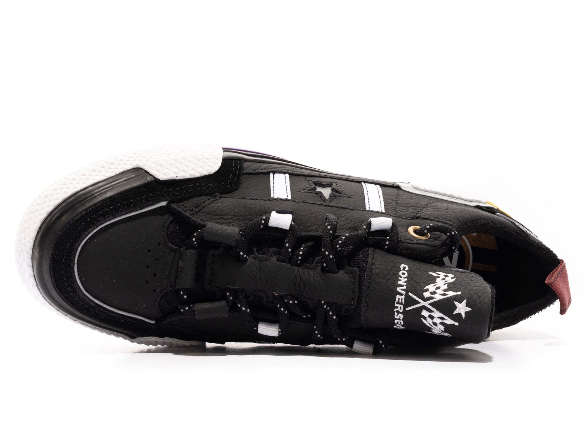 studio-shot-v9-49723