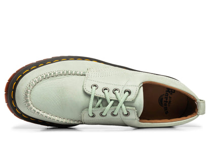 studio-shot-v9-49872