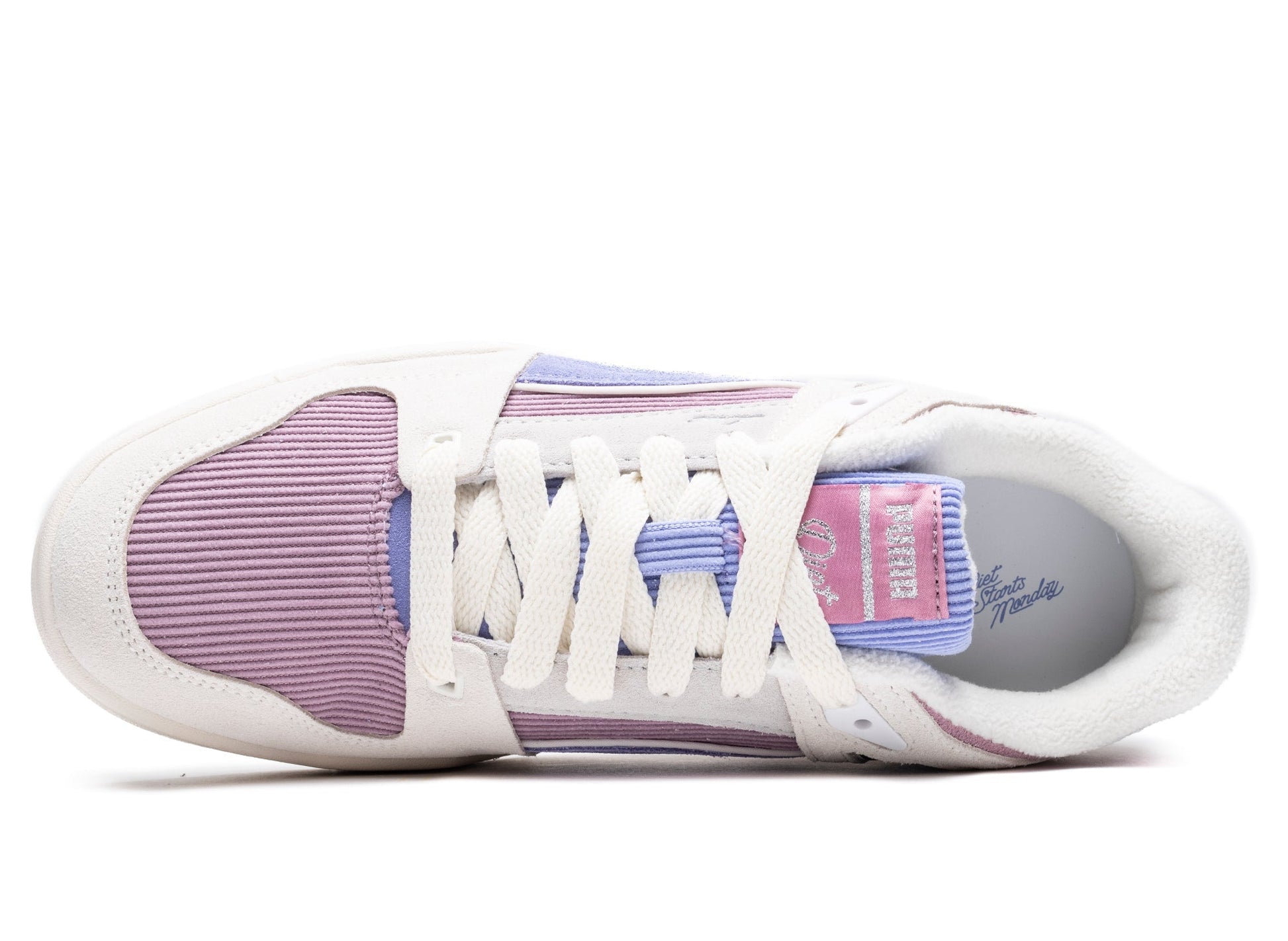 studio-shot-v9-87981