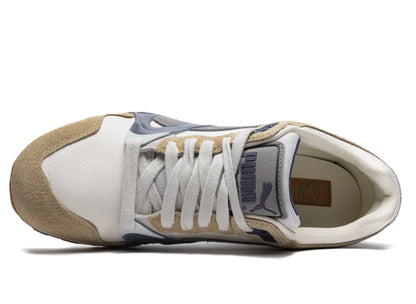 studio-shot-v9-30677