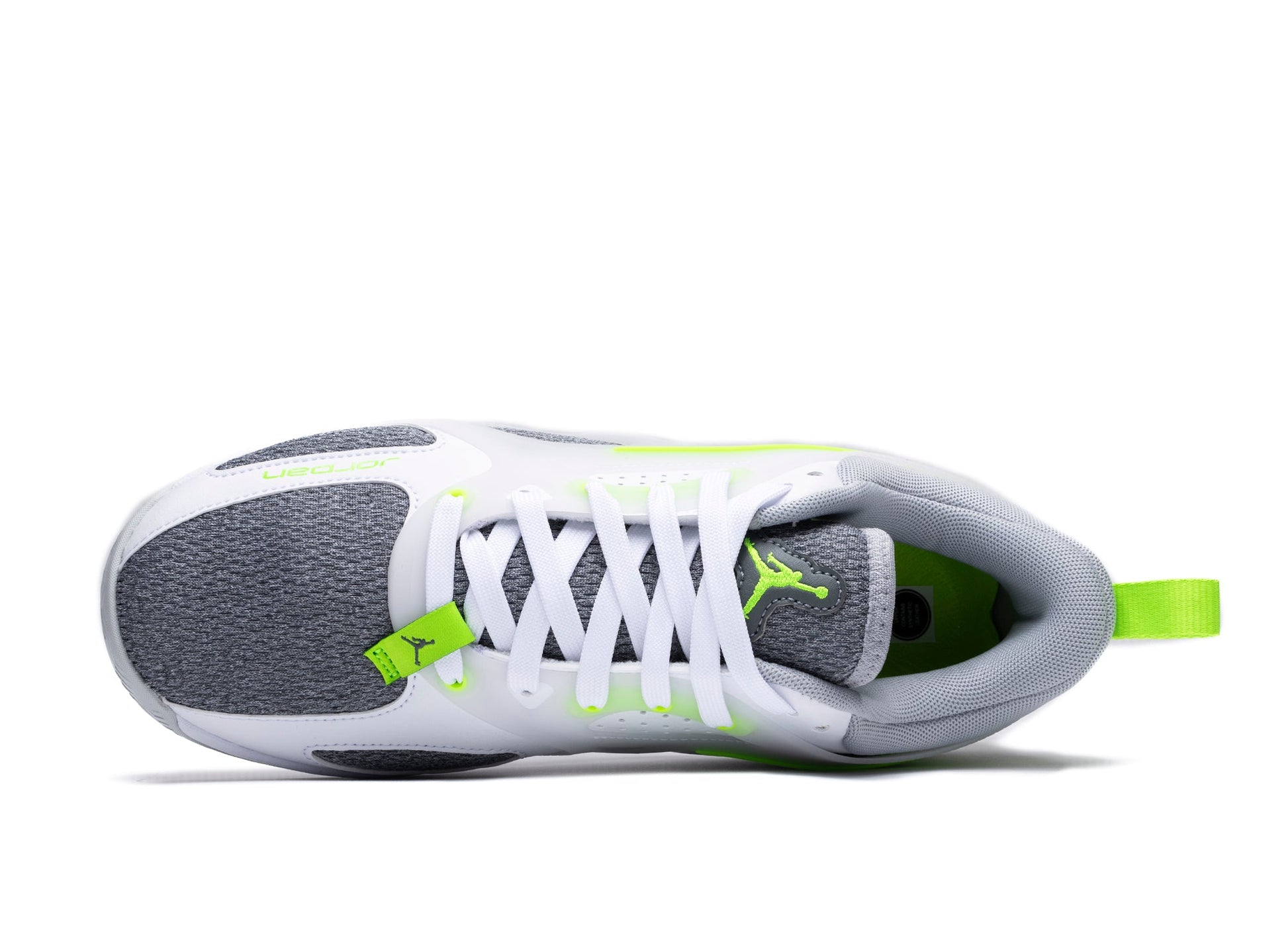 studio-shot-v9-10632