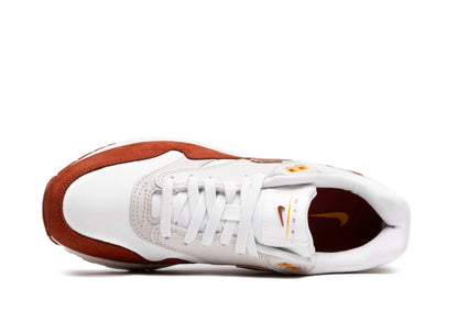 studio-shot-v9-98552