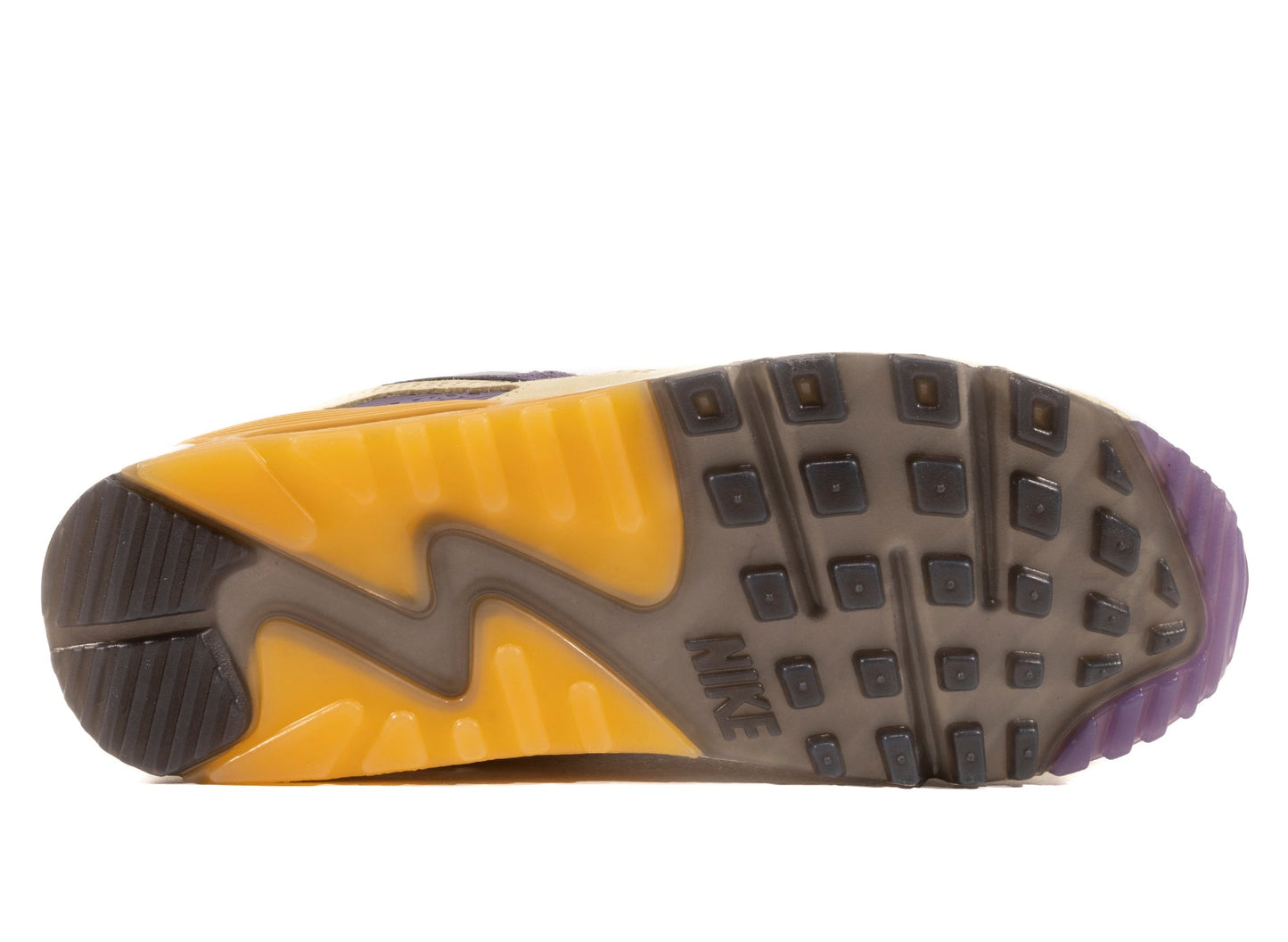 studio-shot-v9-21472