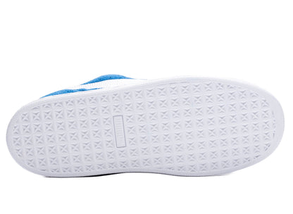 studio-shot-v9-24903