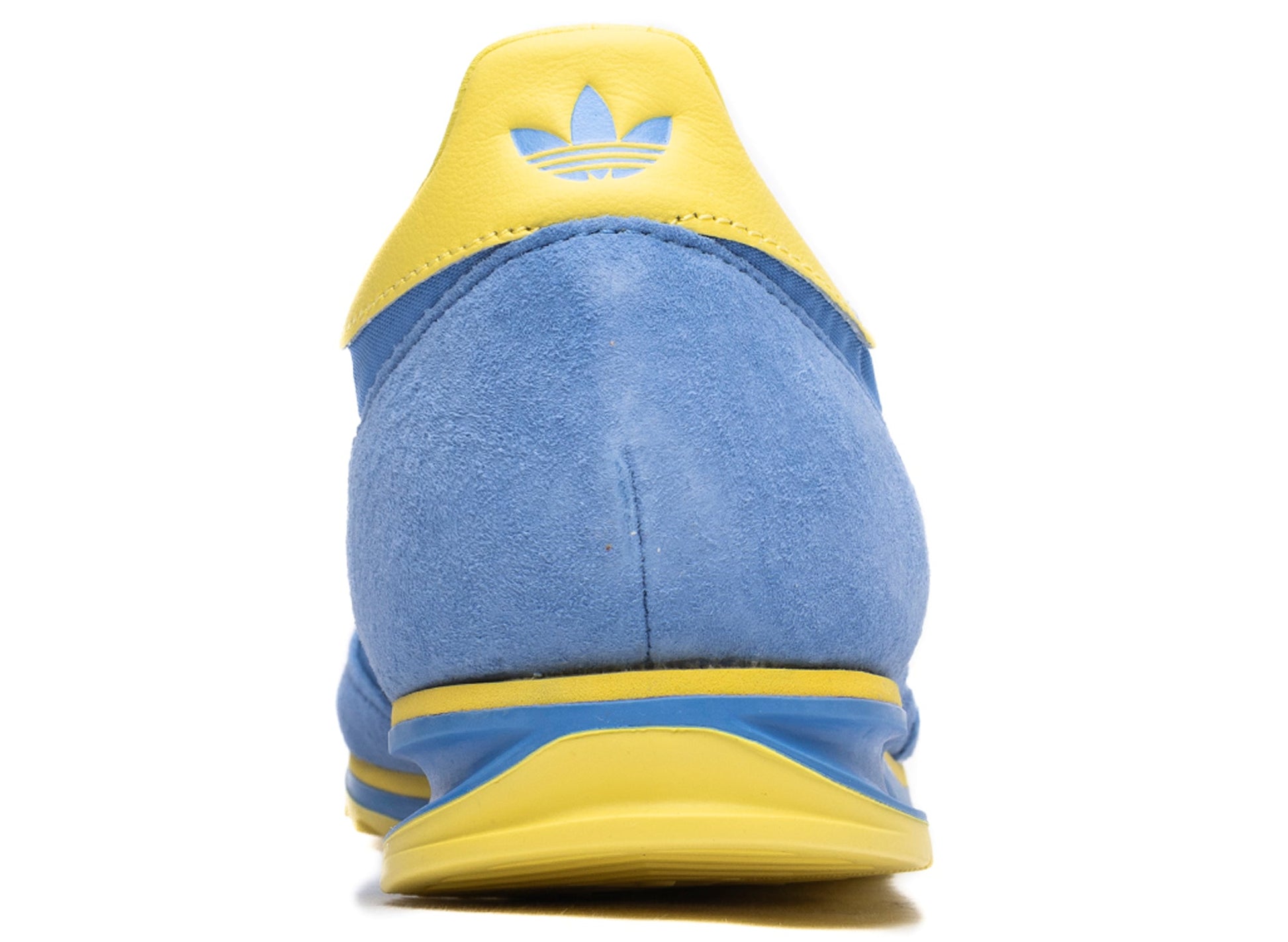 studio-shot-v9-97172