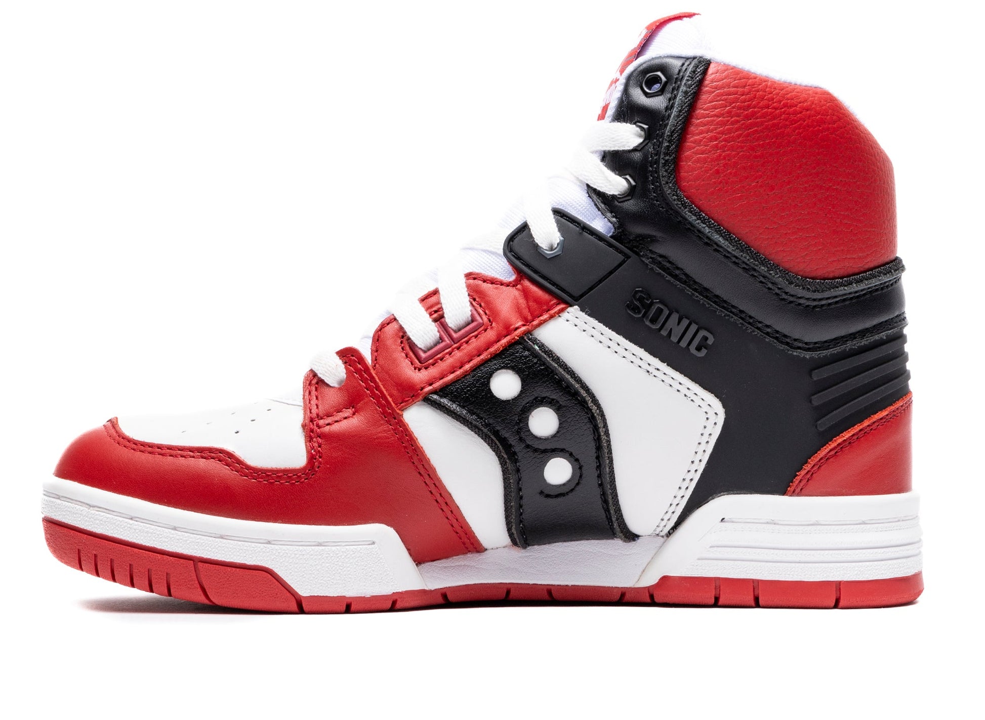 studio-shot-v9-99861