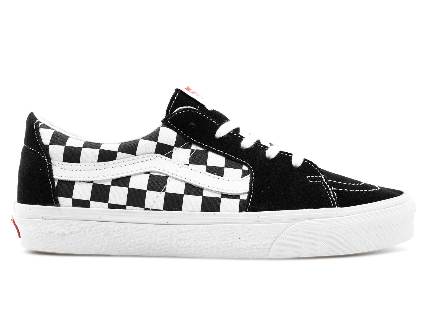 studio-shot-v9-32399