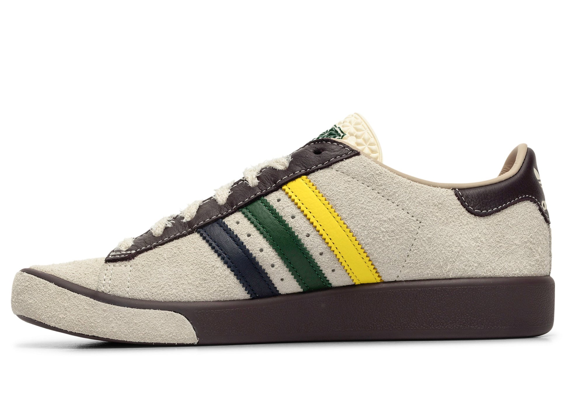 studio-shot-v9-68334