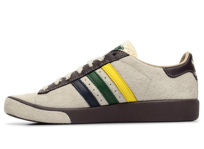 studio-shot-v9-68334