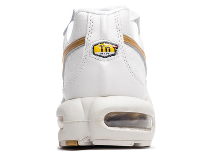 studio-shot-v9-37812