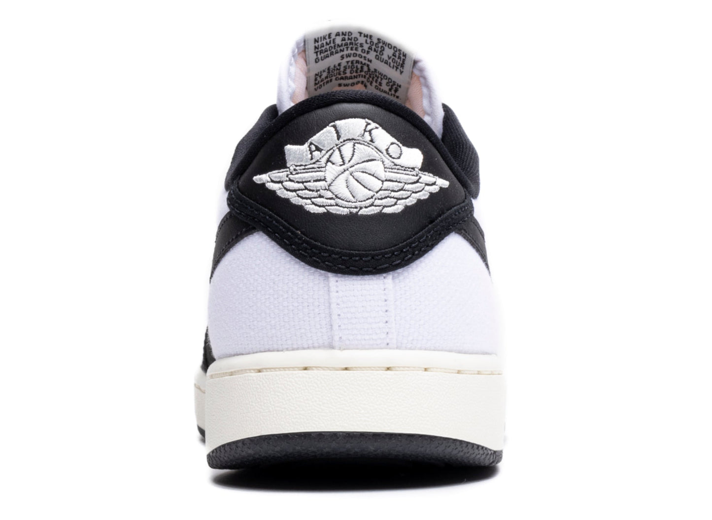 studio-shot-v9-14508