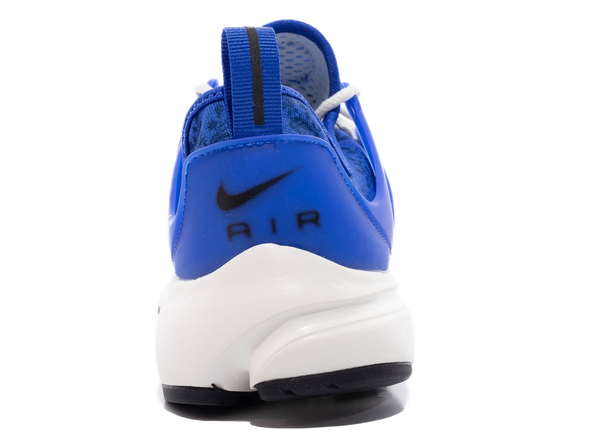 studio-shot-v9-99360