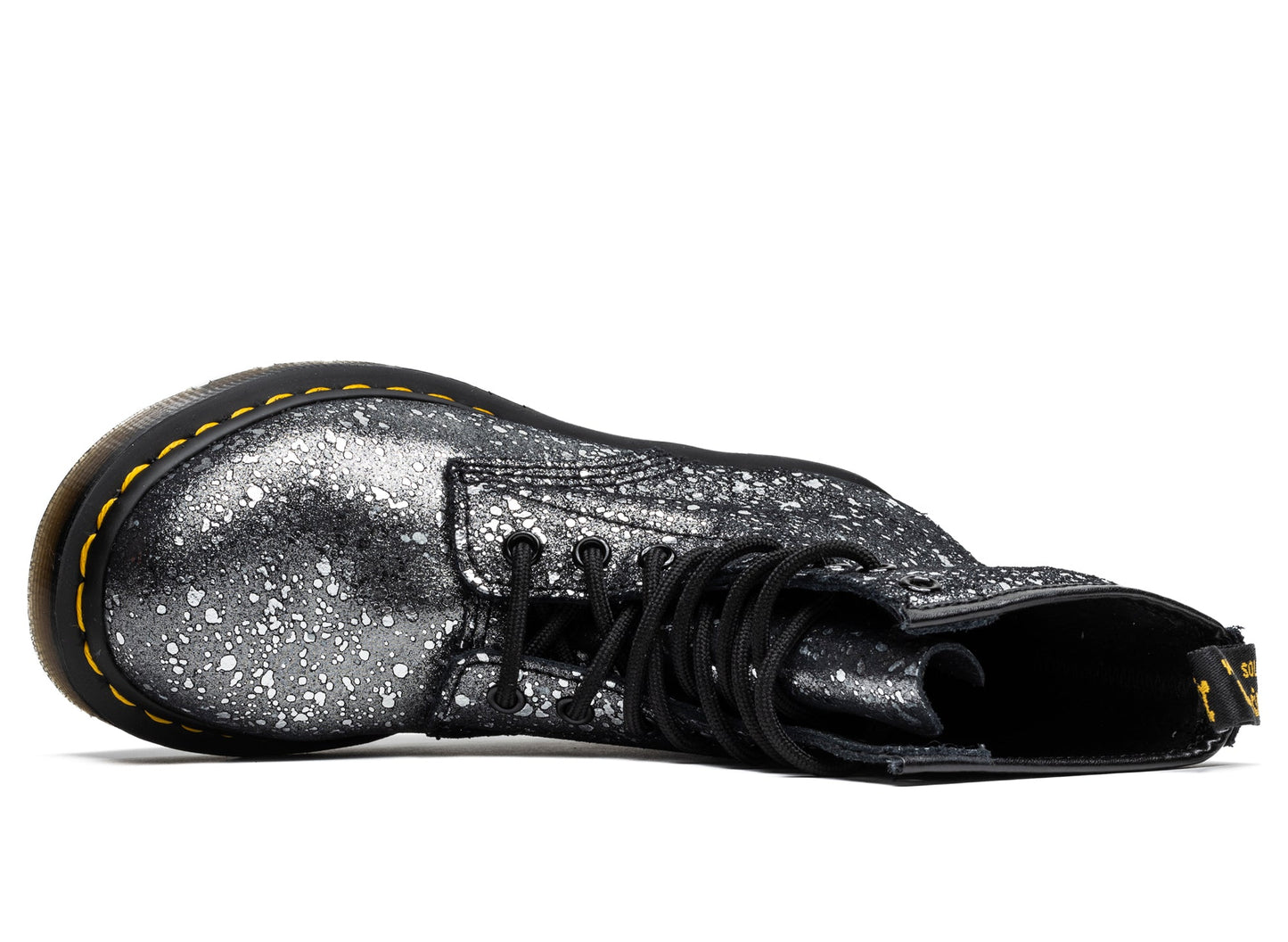 studio-shot-v9-43237