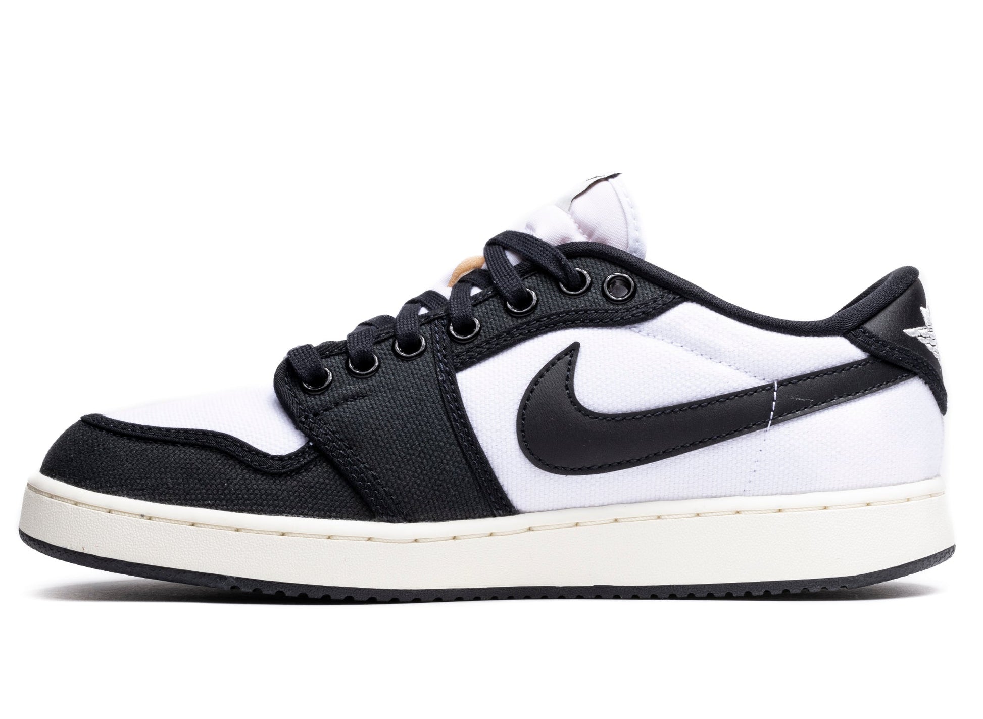 studio-shot-v9-10913