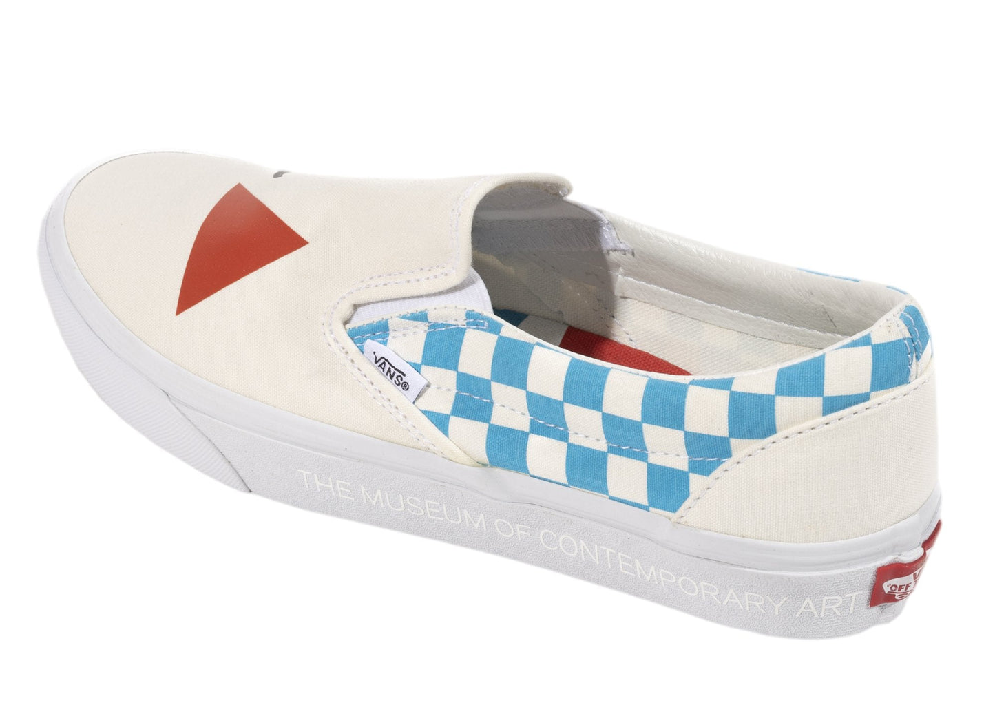 studio-shot-v9-15038