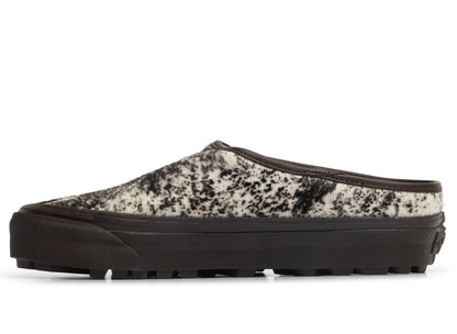 studio-shot-v9-53696