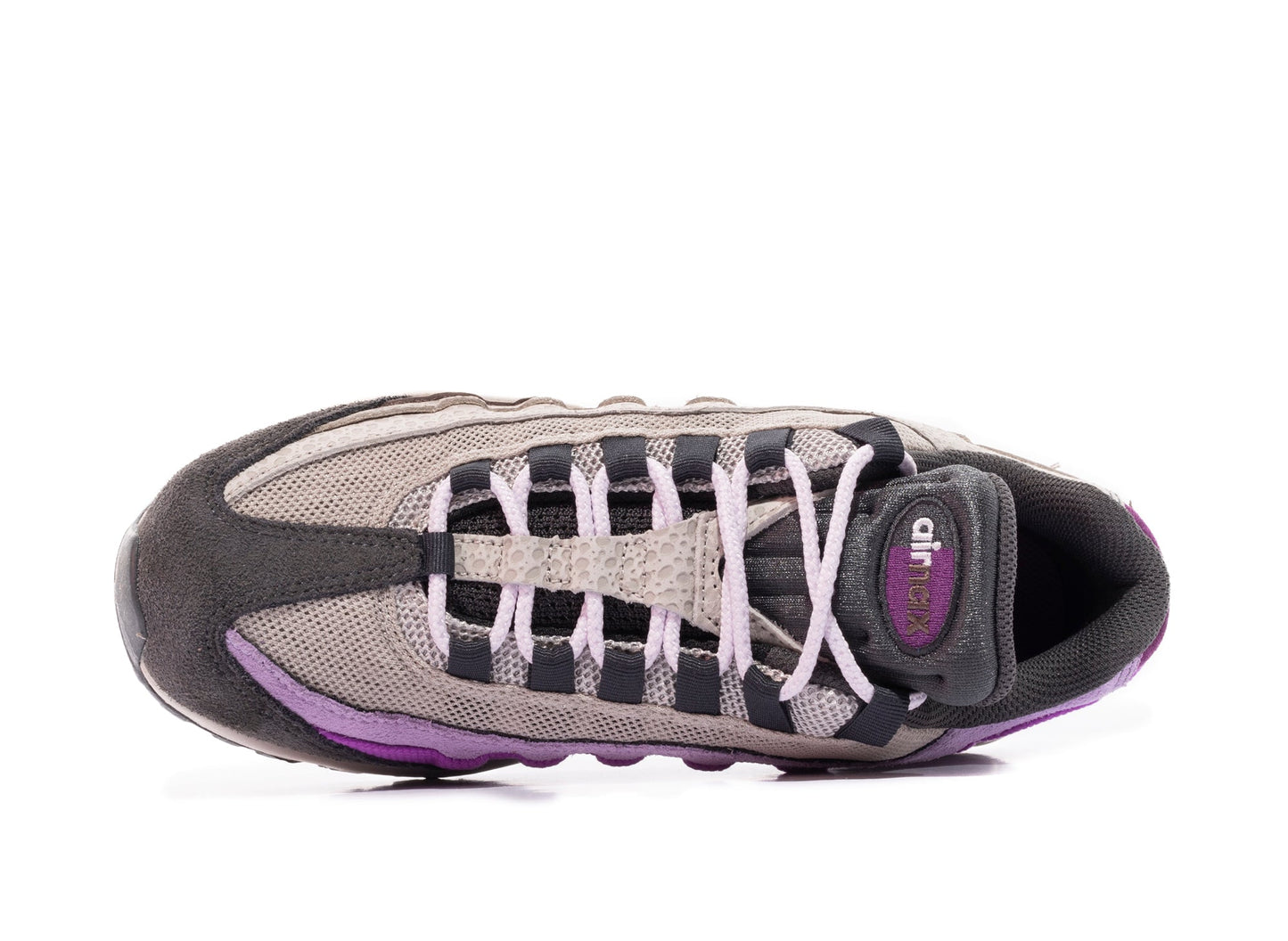 studio-shot-v9-85793