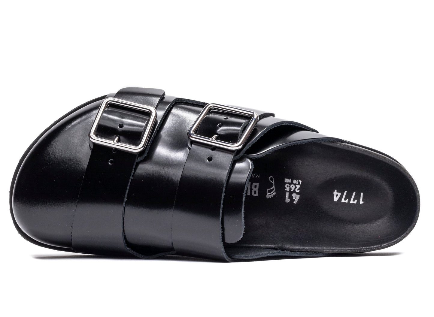 studio-shot-v9-86934