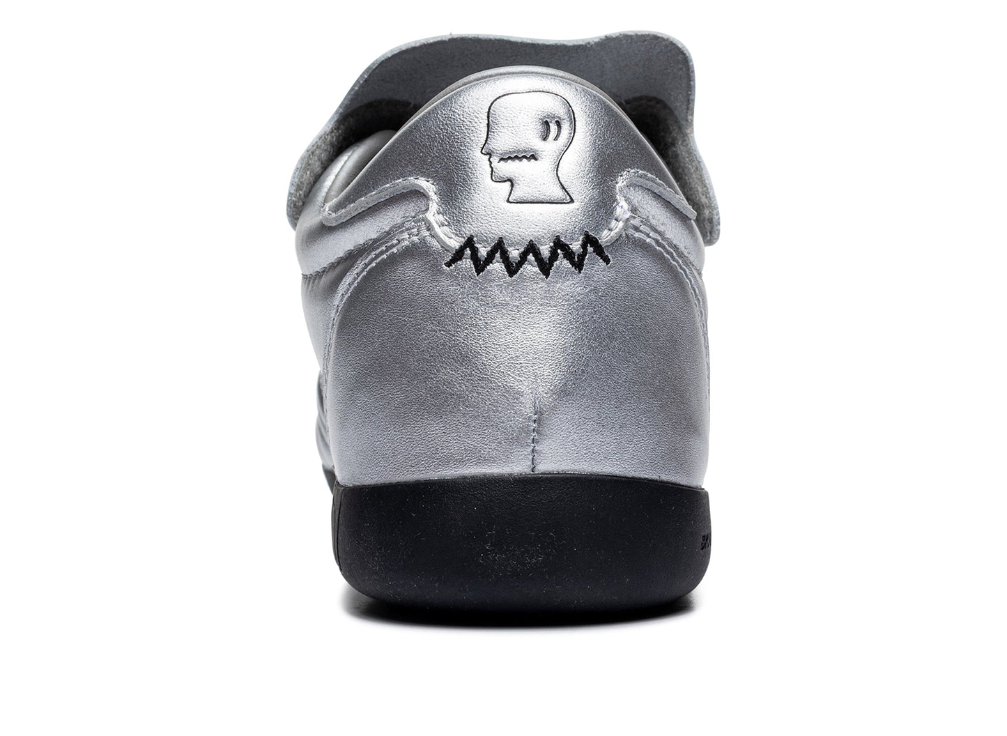 studio-shot-v9-29507