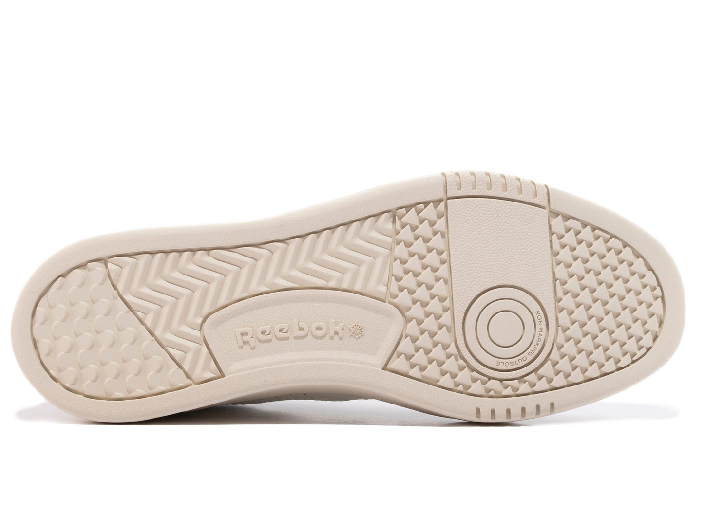 studio-shot-v9-21549