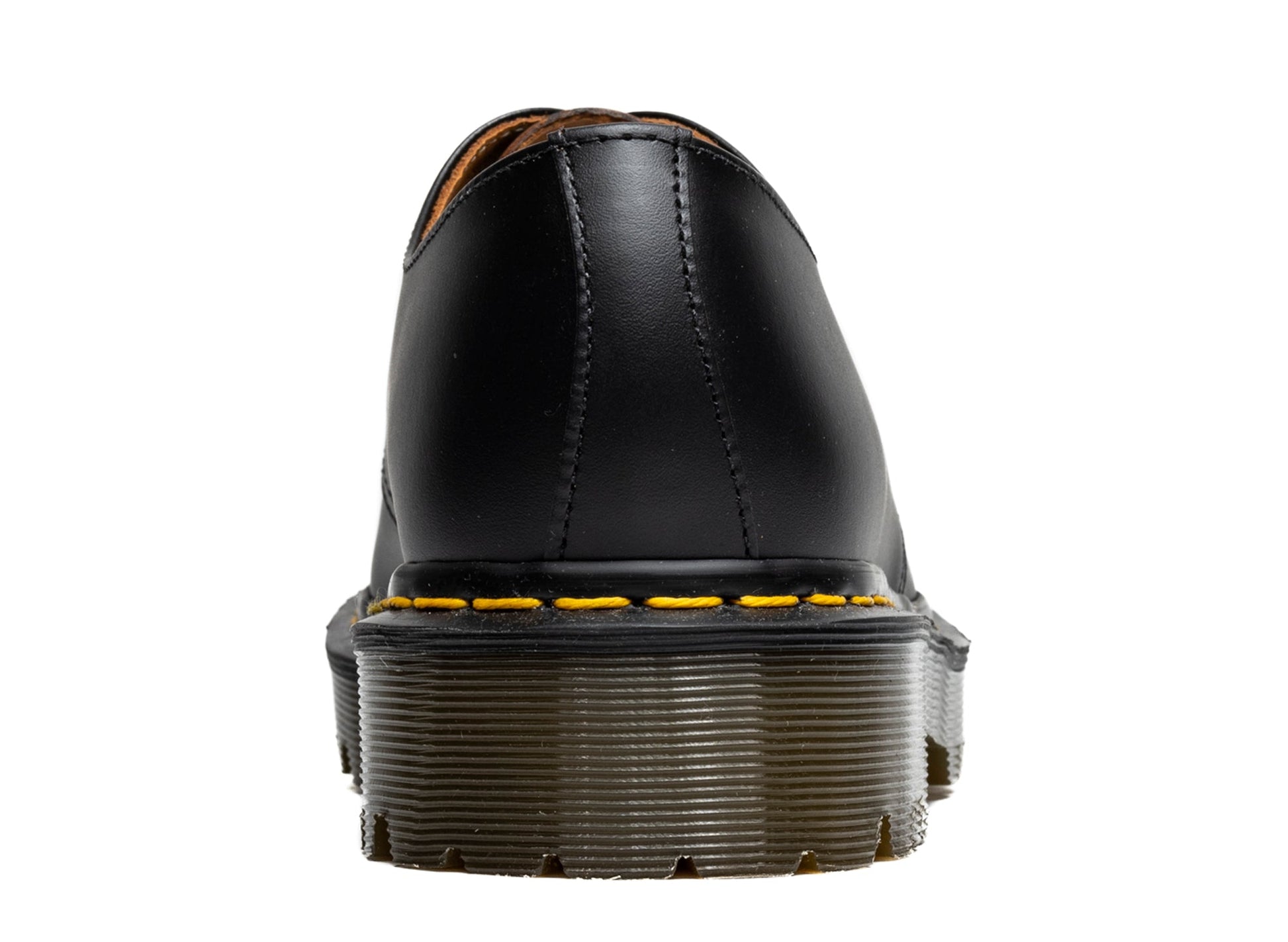 studio-shot-v9-28878