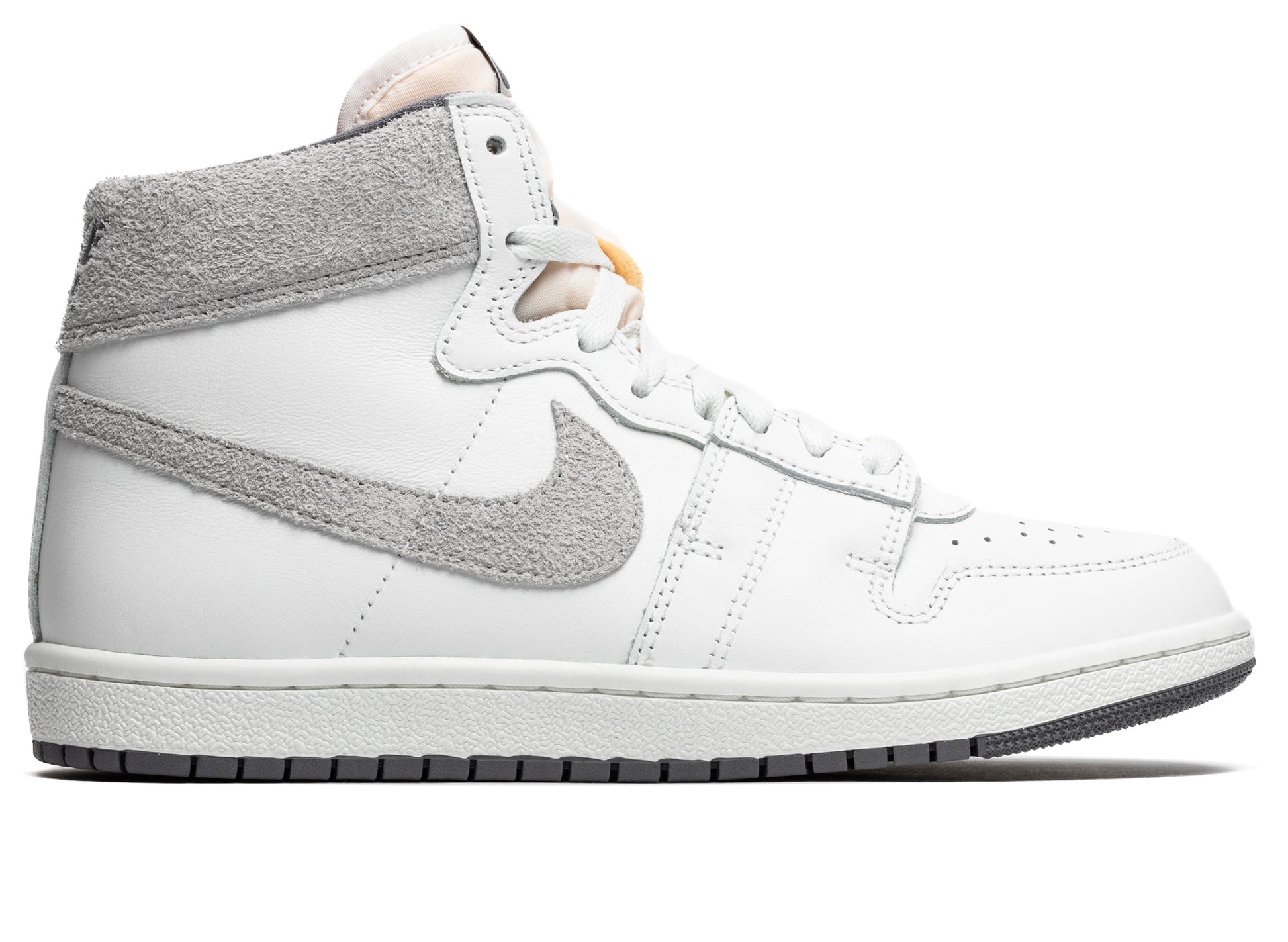 studio-shot-v9-89060