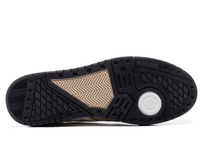 studio-shot-v9-10005