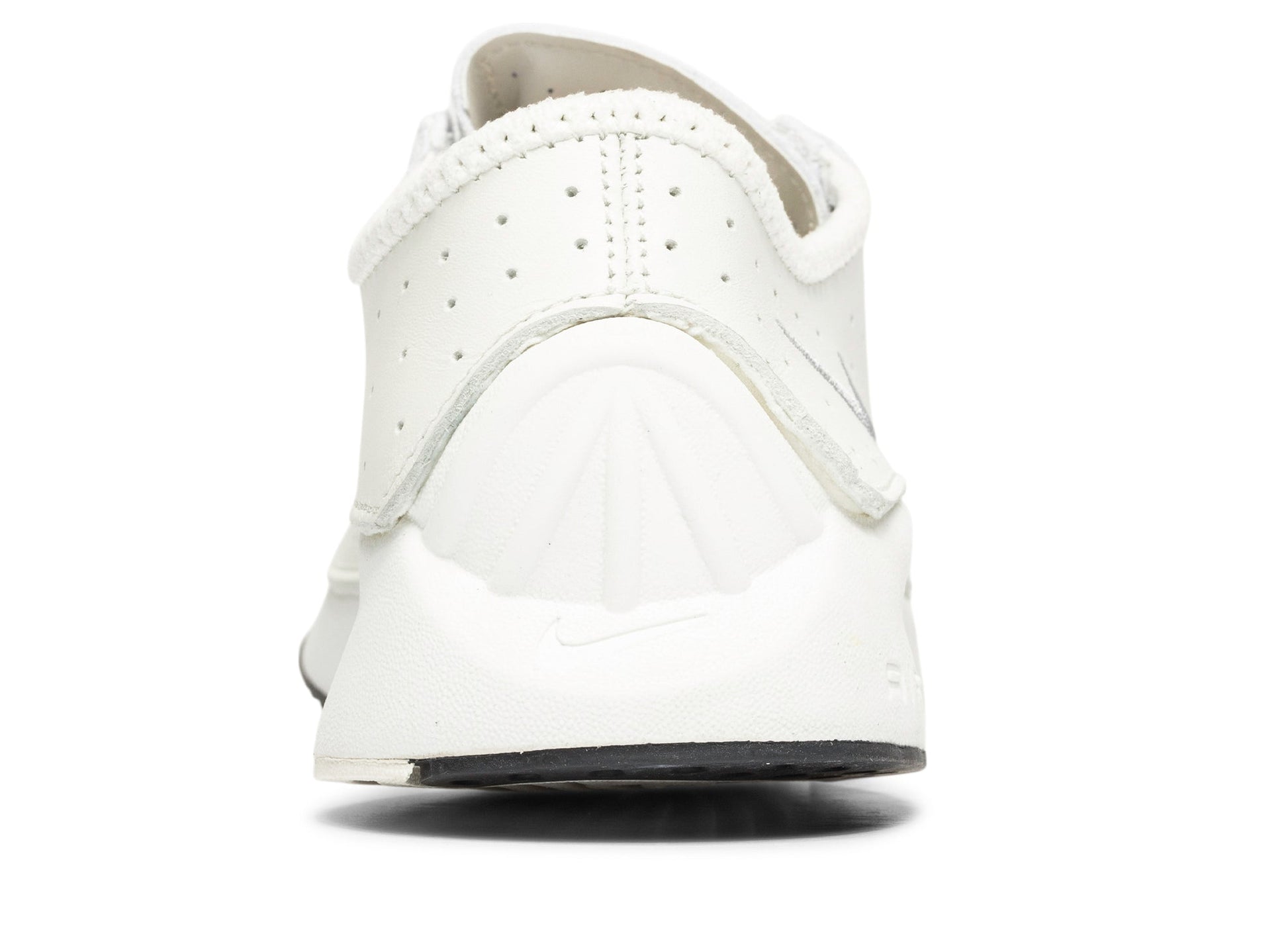 studio-shot-v9-44425