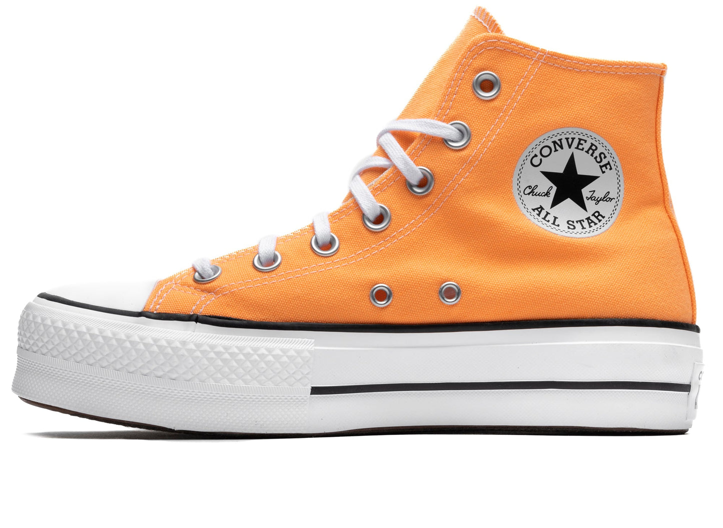 studio-shot-v9-52683