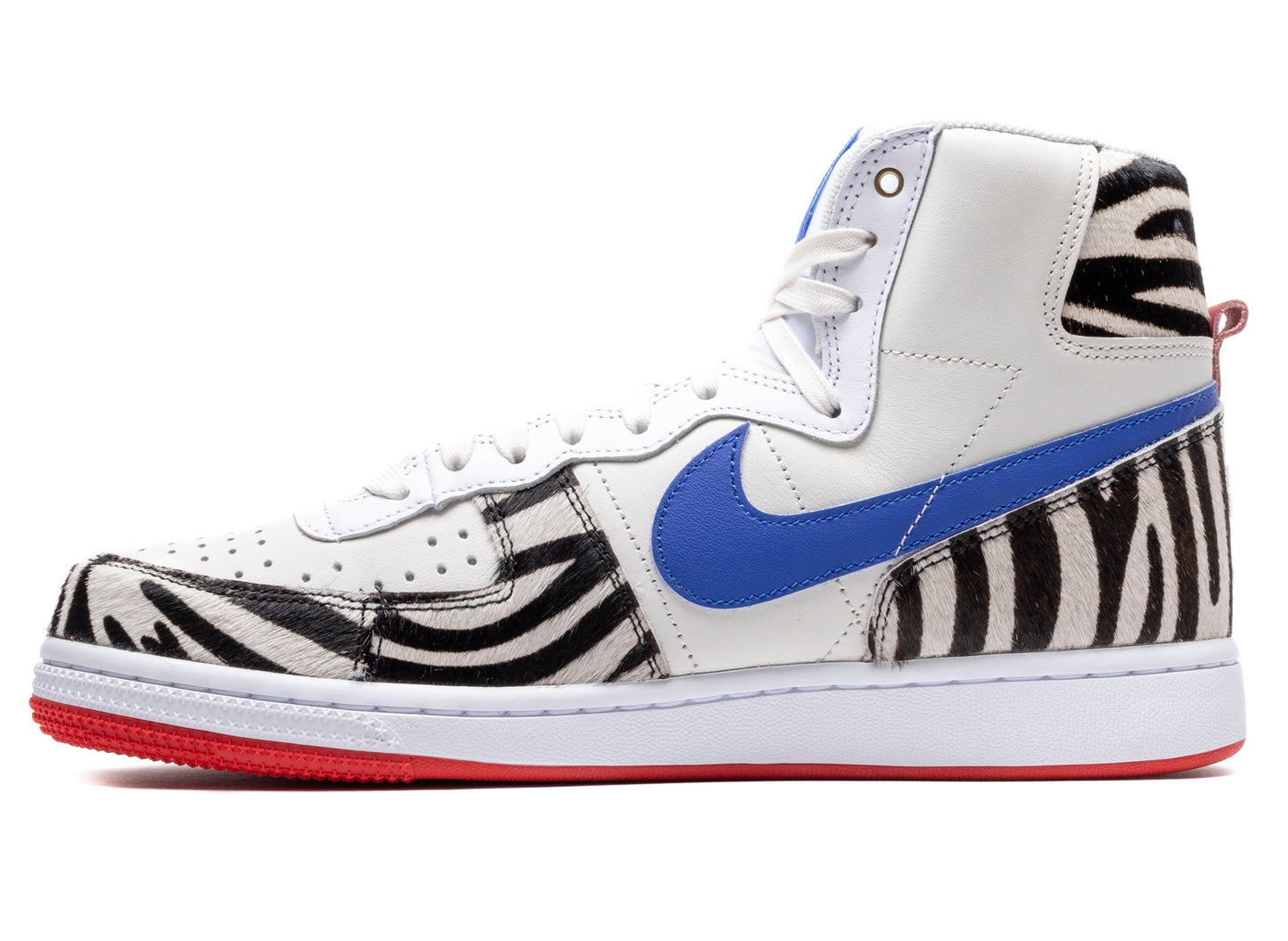 studio-shot-v9-38016