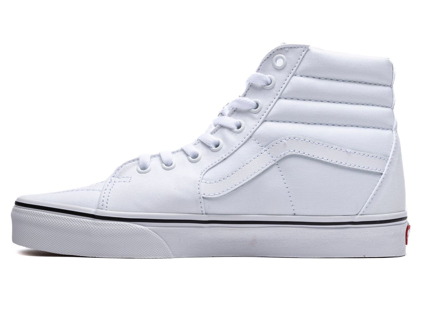 studio-shot-v9-99175