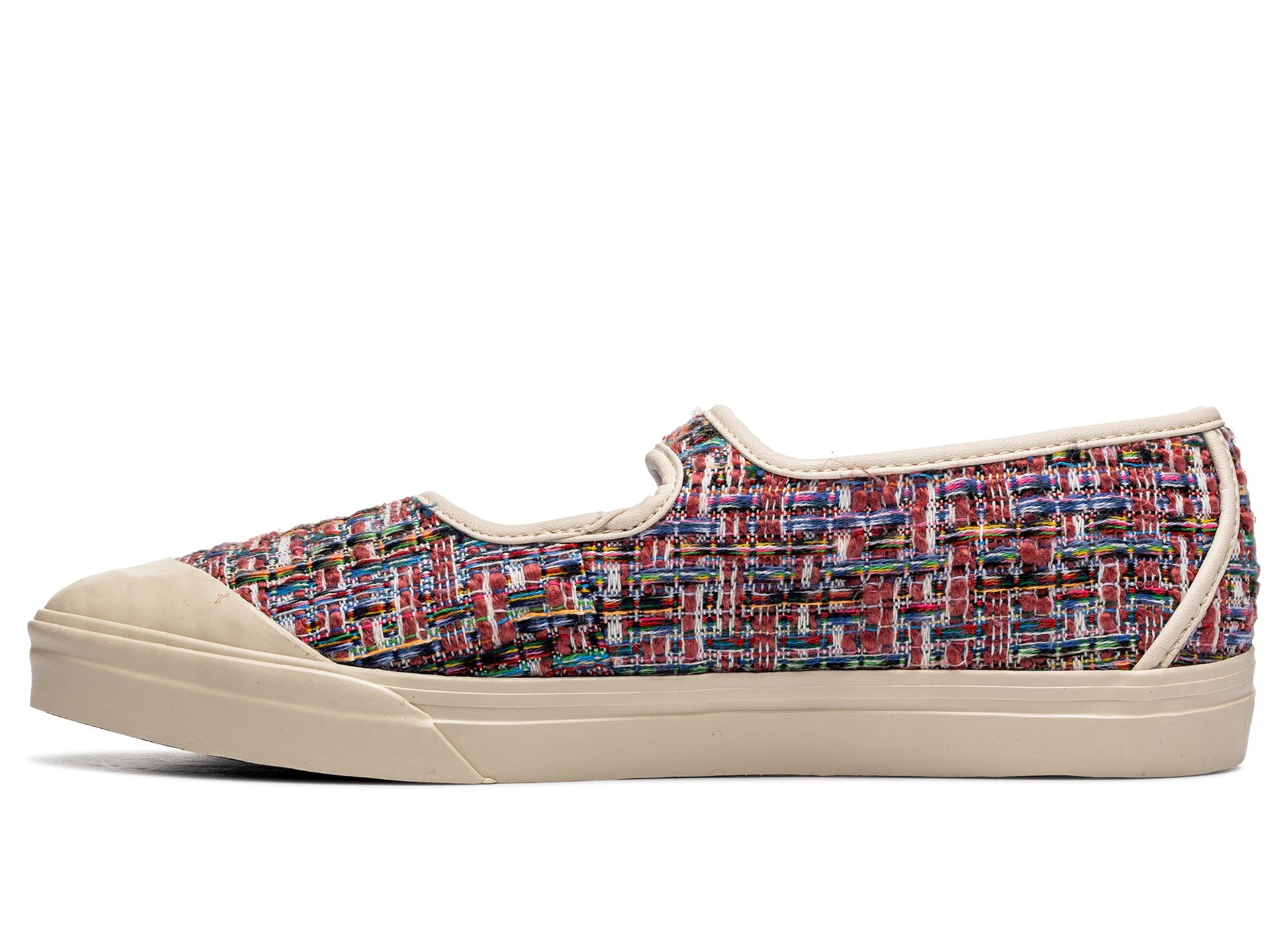 studio-shot-v9-61204