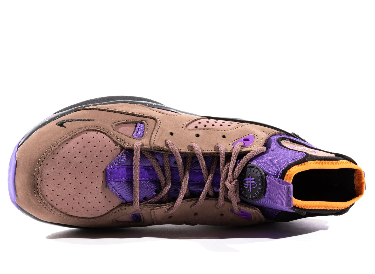 studio-shot-v9-68450