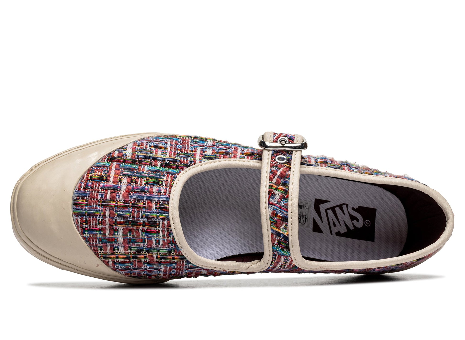 studio-shot-v9-43385