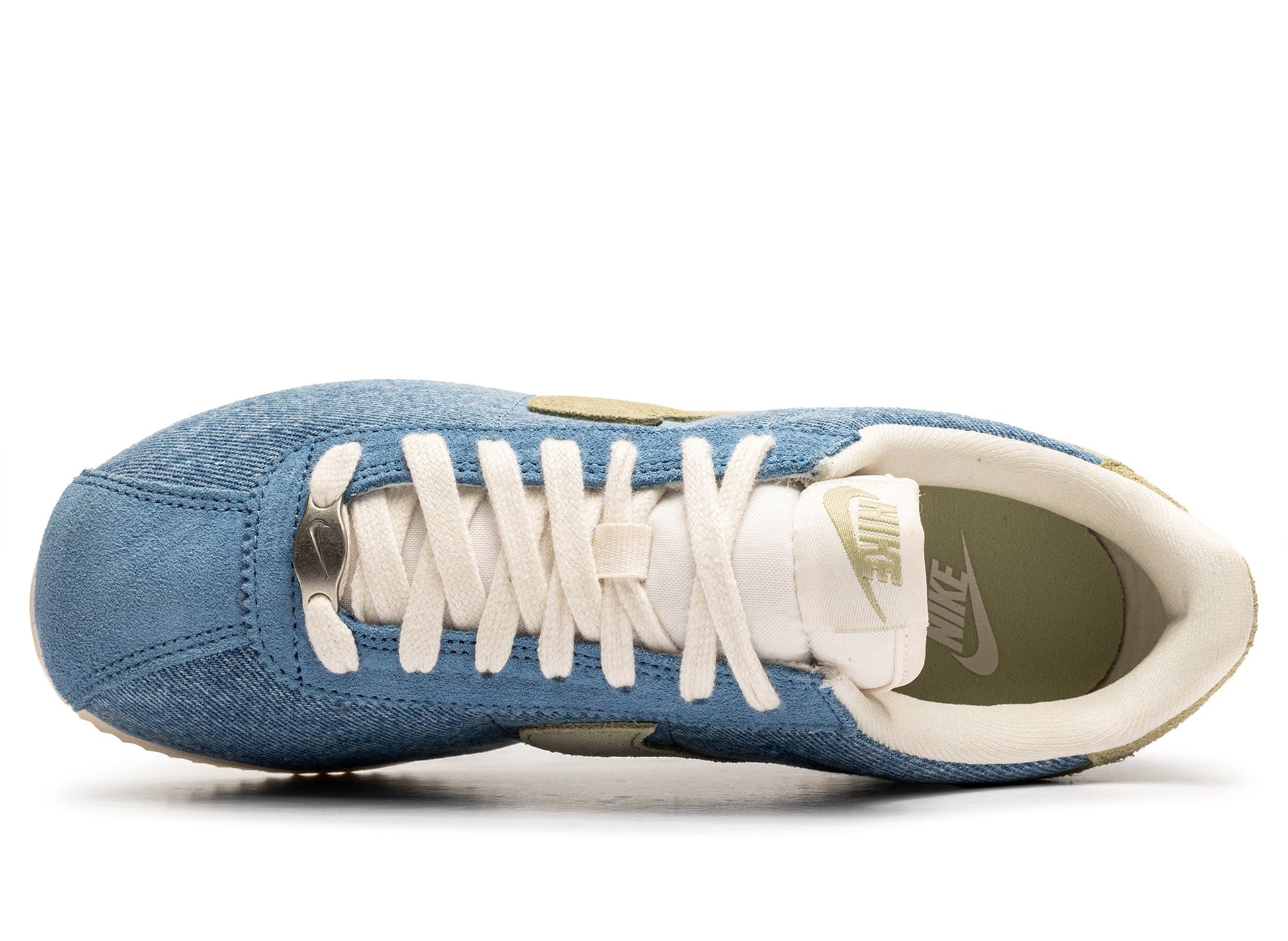 studio-shot-v9-91849