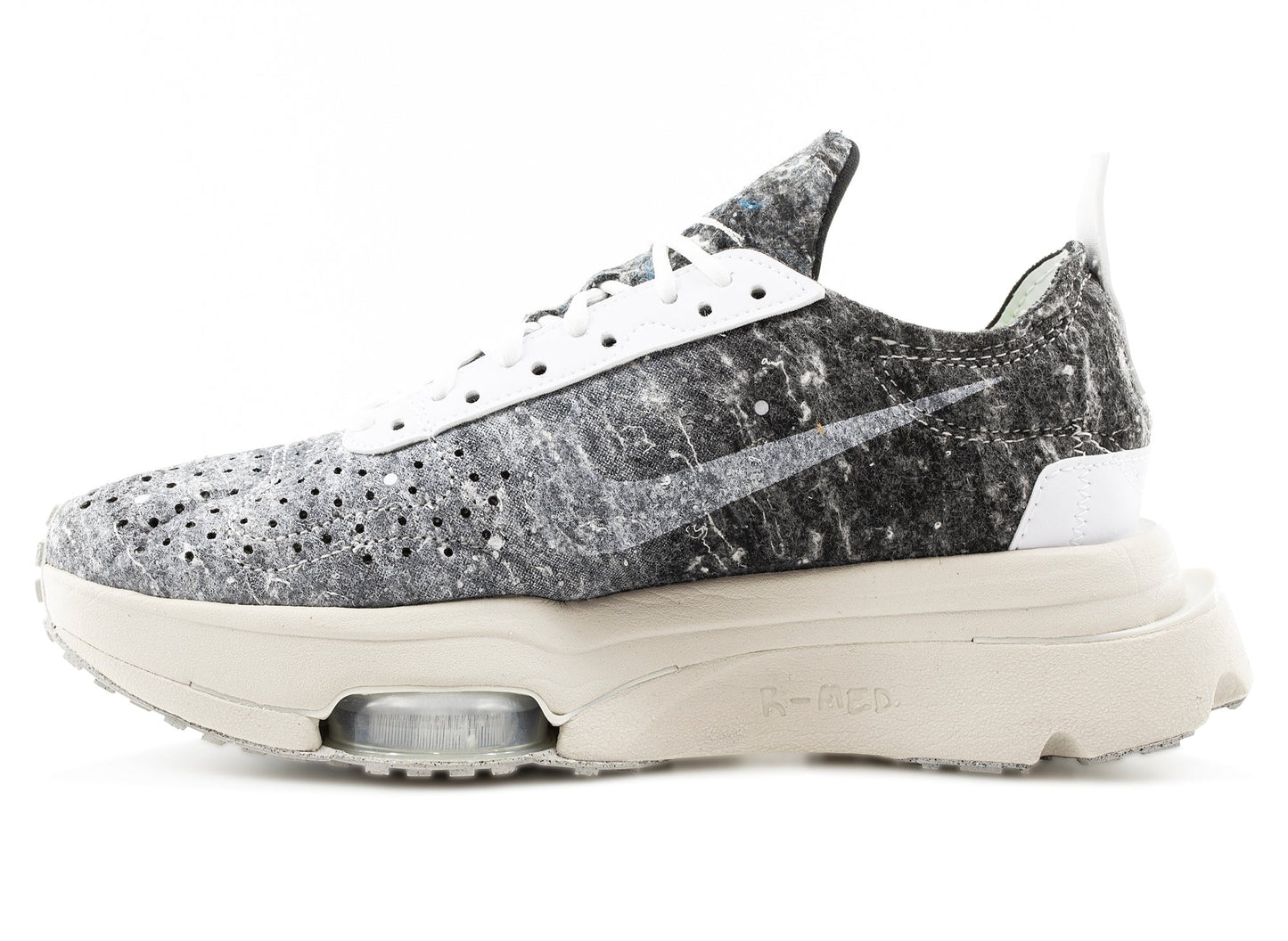 studio-shot-v9-90790