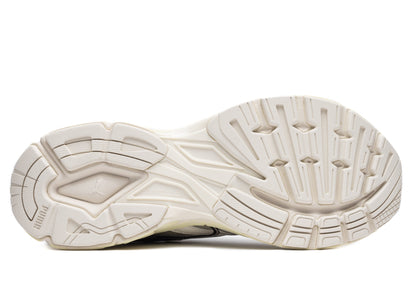 studio-shot-v9-91908