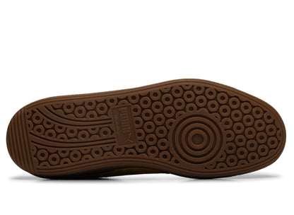 studio-shot-v9-42029