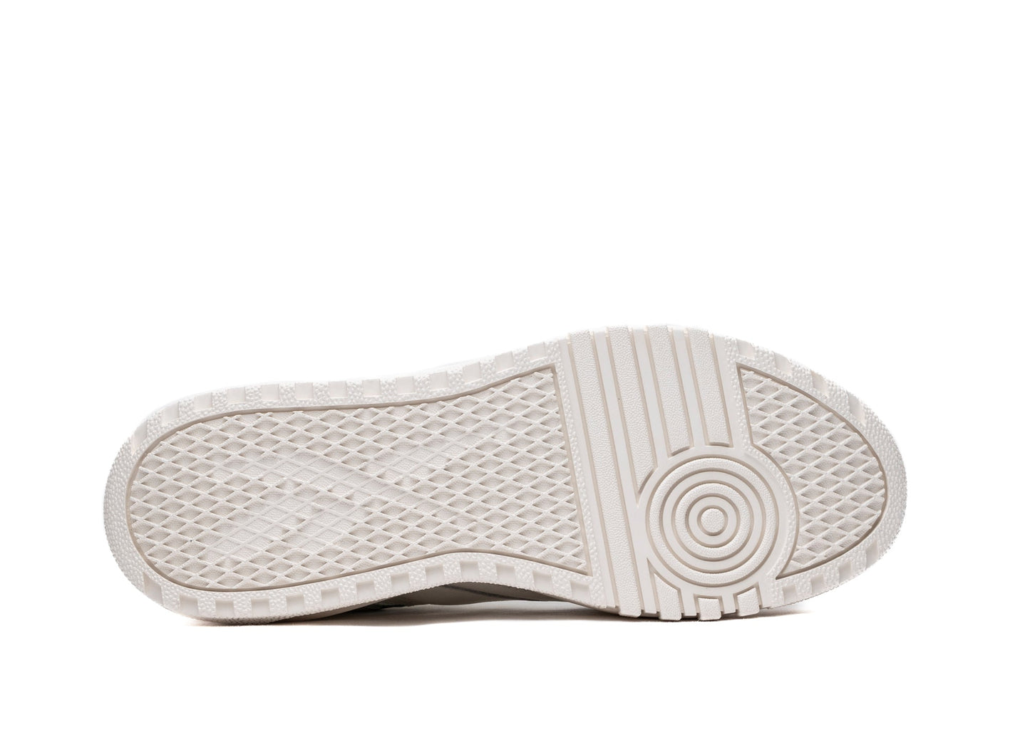 studio-shot-v9-59126