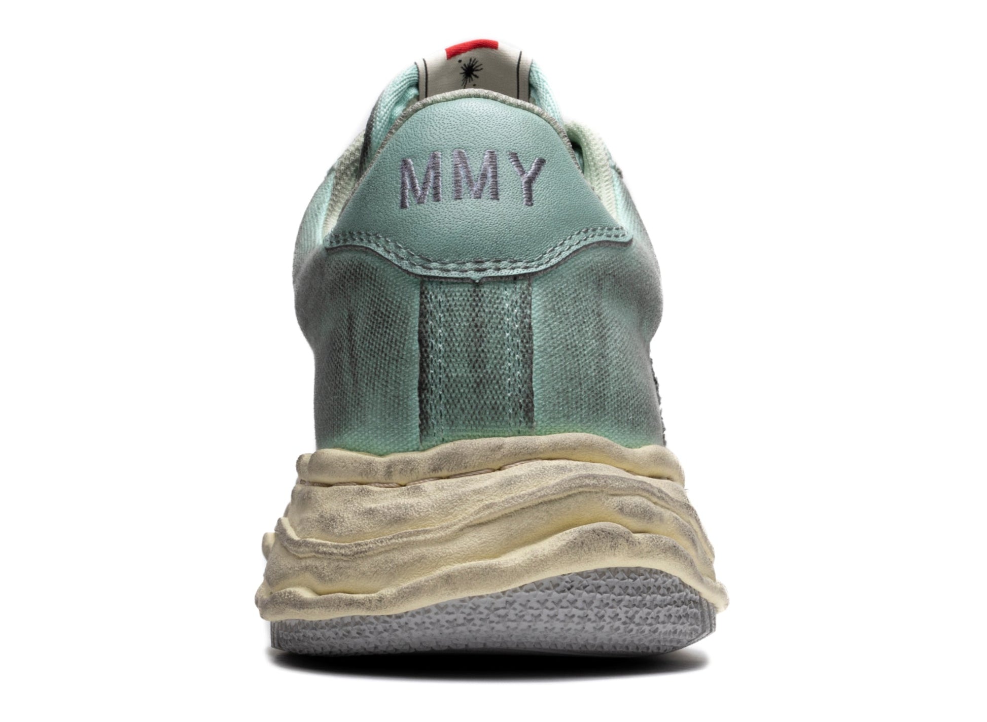 studio-shot-v9-34992