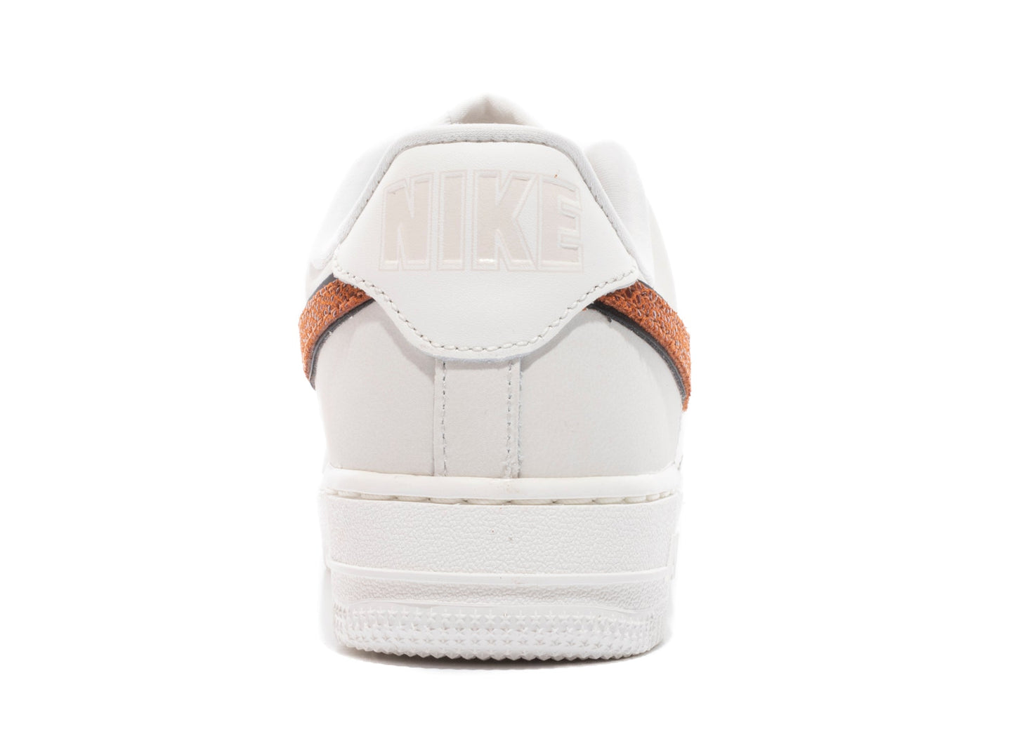 studio-shot-v9-66140