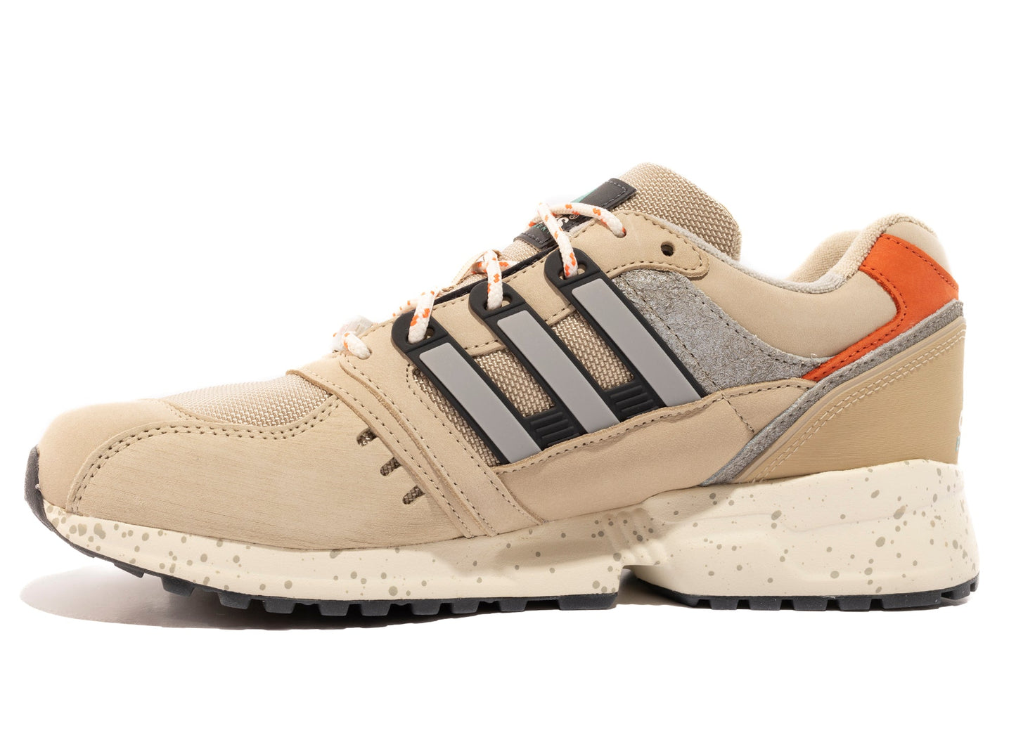 studio-shot-v9-82101