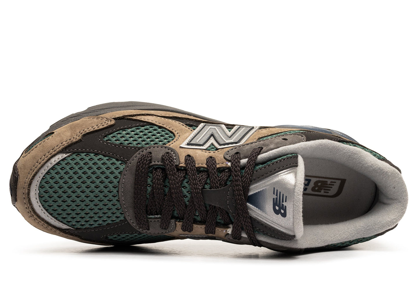 studio-shot-v9-10844