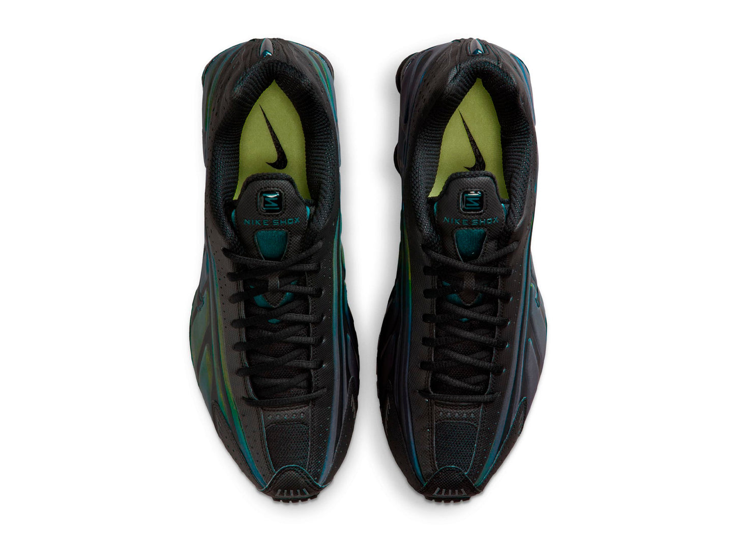 studio-shot-v9-96994