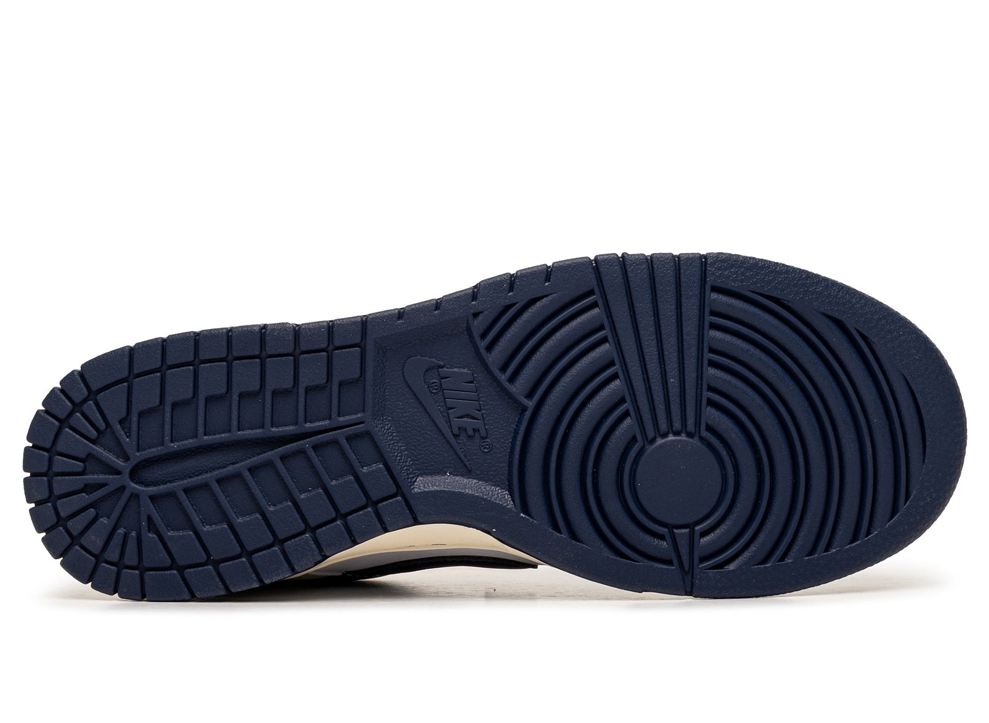 studio-shot-v9-44484