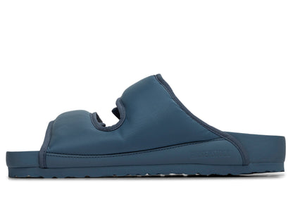 studio-shot-v9-93997