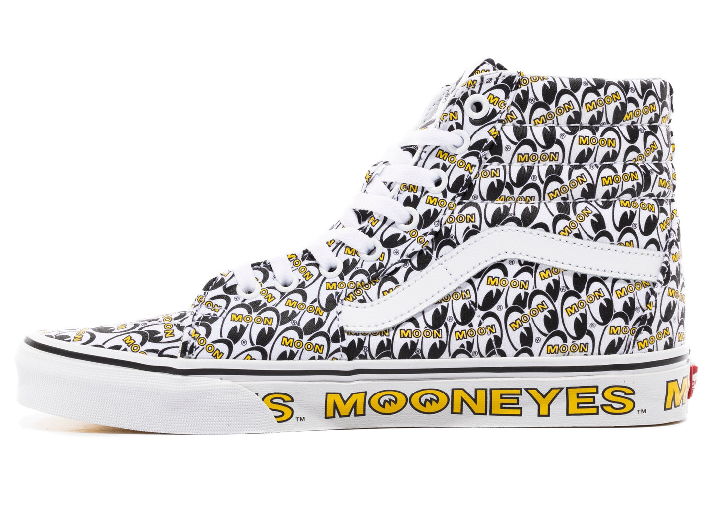 studio-shot-v9-77871